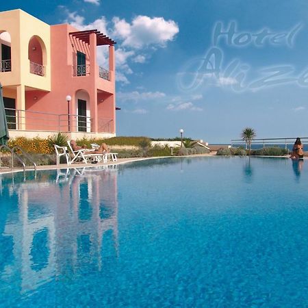 Hotel Alize ซานตา เชซาเรอา แตร์เม ภายนอก รูปภาพ