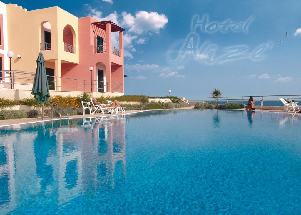 Hotel Alize ซานตา เชซาเรอา แตร์เม ภายนอก รูปภาพ