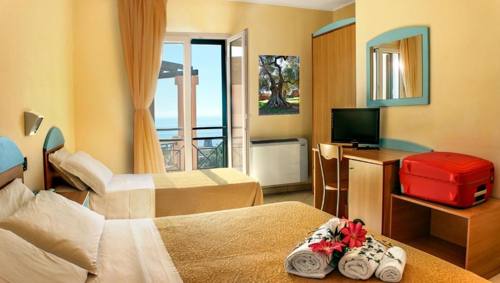 Hotel Alize ซานตา เชซาเรอา แตร์เม ภายนอก รูปภาพ